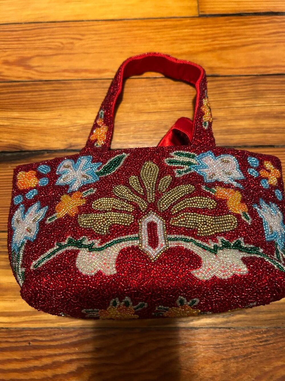 SWEE LO NY Beaded Floral Red Bag/Purse NWT